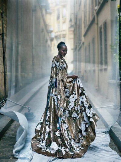 Lupita NYong'o Dolce and Gabbana alta moda sequinned cape