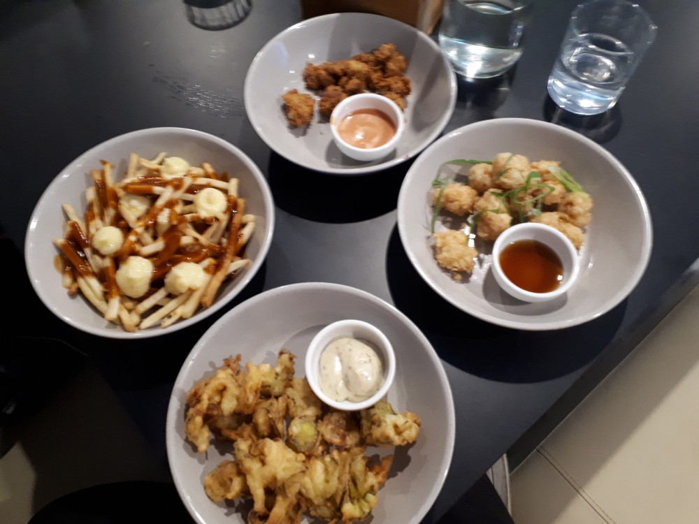 Poutine, Chicken Poppers, Fried Pickles & Calamari @ Brunch & Burger NZ