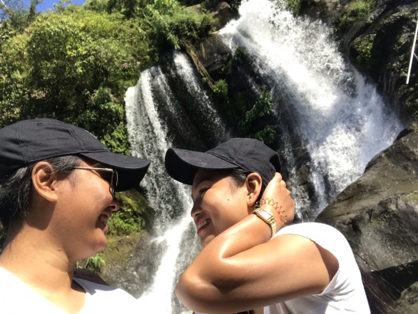 I loved to travel around the world but I mostly loved the person I am with. ❤️❤️❤️ #Falls#Lovewins 🌈