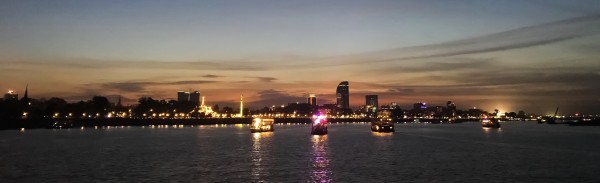 Boat Tour by Mekong river ,Phnom Penh Capital city , Cambo 🇰🇭