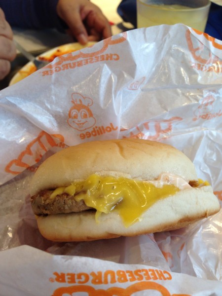 BURGER IS LIFE 