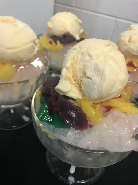 Halo-Halo